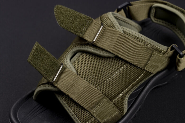 甲の部分も調節可能