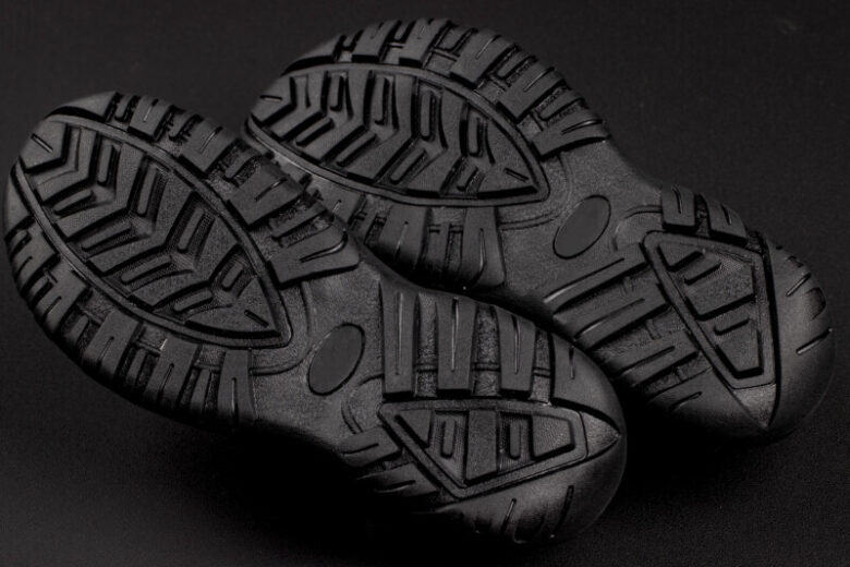 グリップ力のあるソール形状