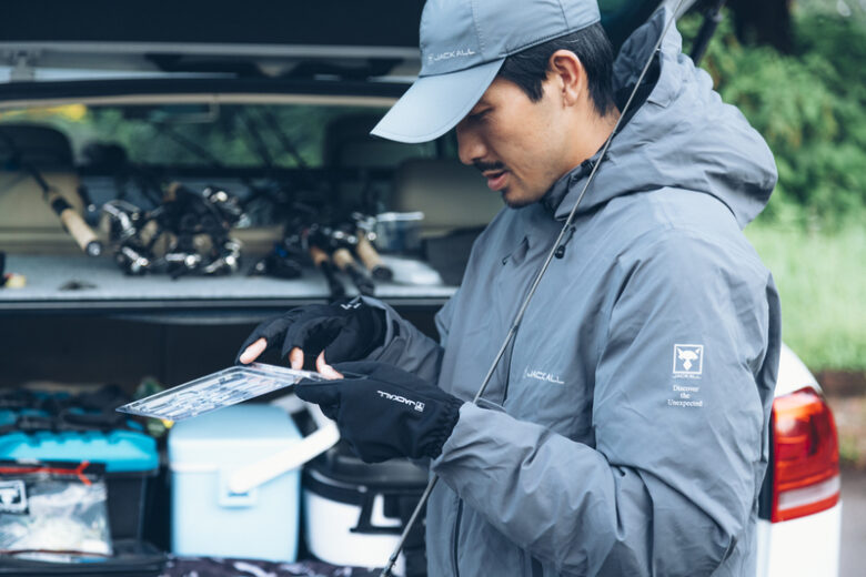 細かな作業もできる3本指カット