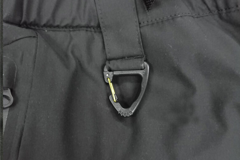 便利なDカンを付属