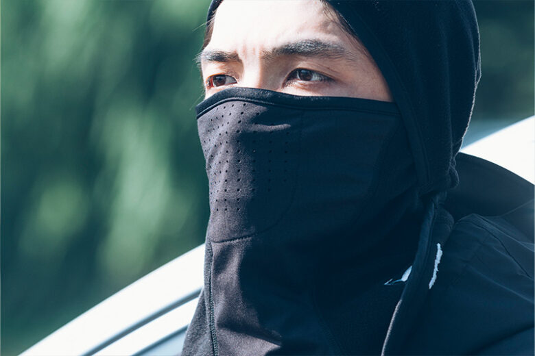 フロントはメッシュ仕様