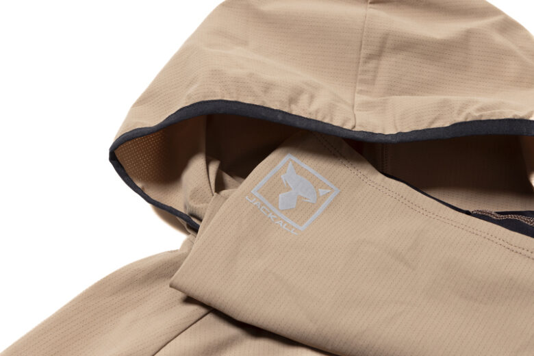 ネックゲーターロゴデザイン