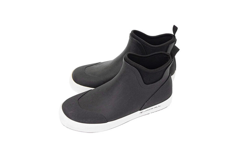 ノンスリップデッキシューズ