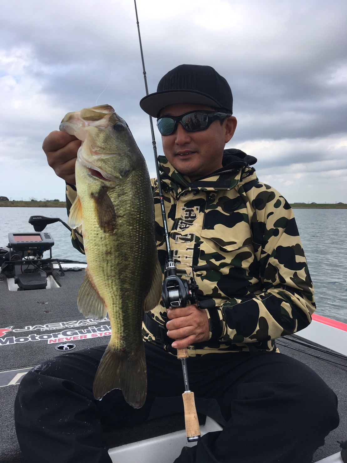 極寒期でも魚をキャッチするルアーセレクト