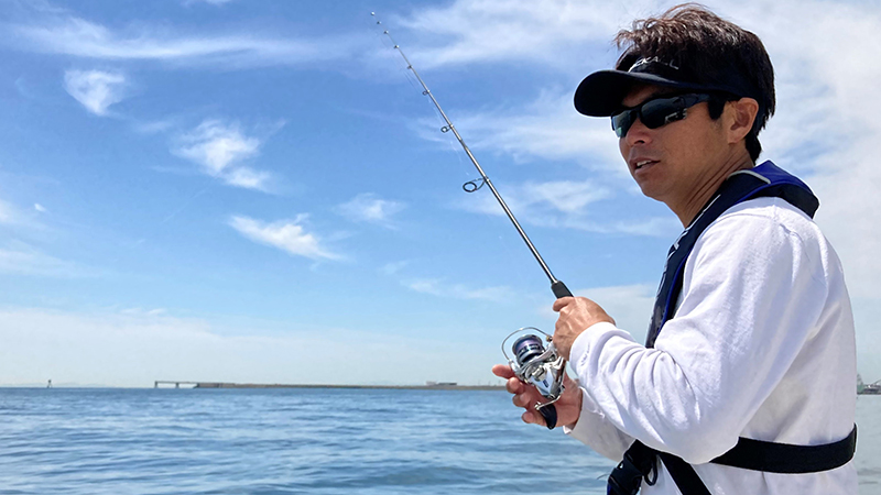 基本は、落として、巻くだけ。大阪湾のシーバスジギング
