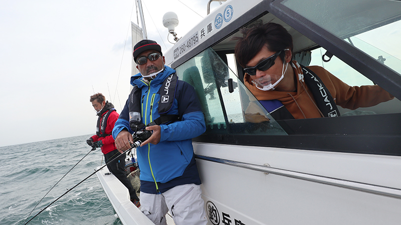 まだまだ熱い、大阪湾のジギングゲーム