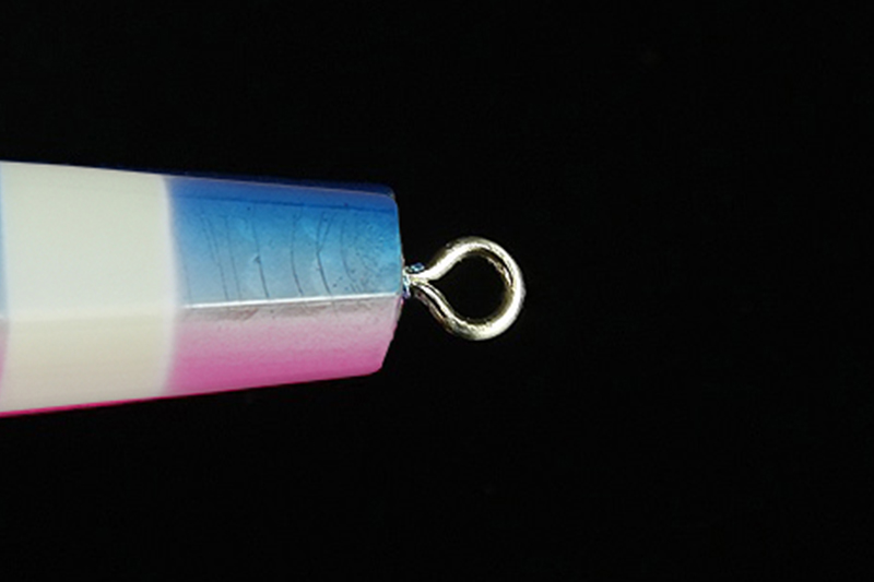 ブレード対応のスイベルを内臓